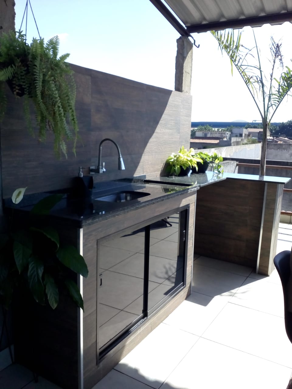 TERRAÇO COM ÁREA GOURMET 