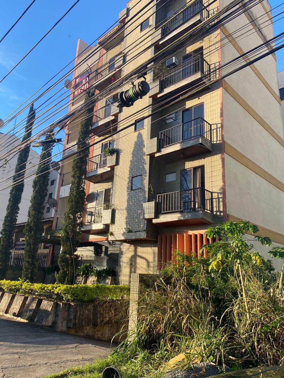 APARTAMENTO COM ELEVADOR