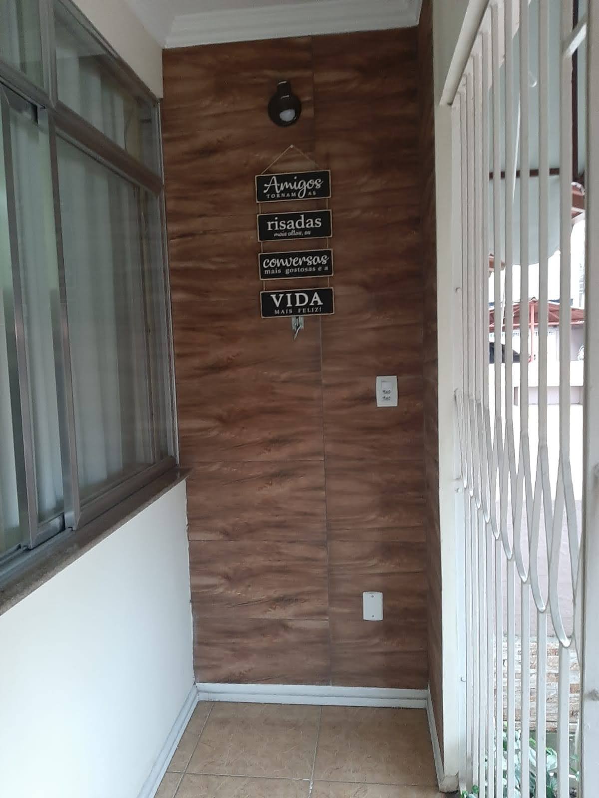 APT TIPO CASA NA VILA MURY