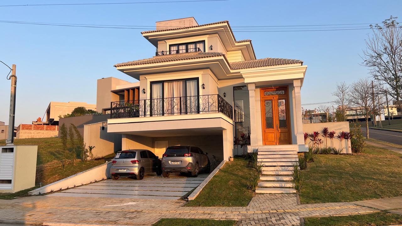CASA ALPHAVILLE