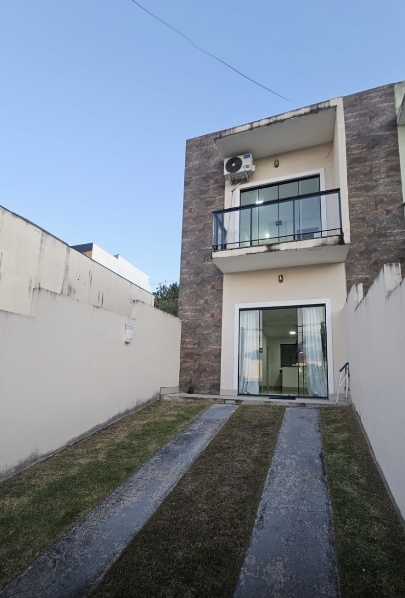 CASA DUPLEX PINHEIRAL